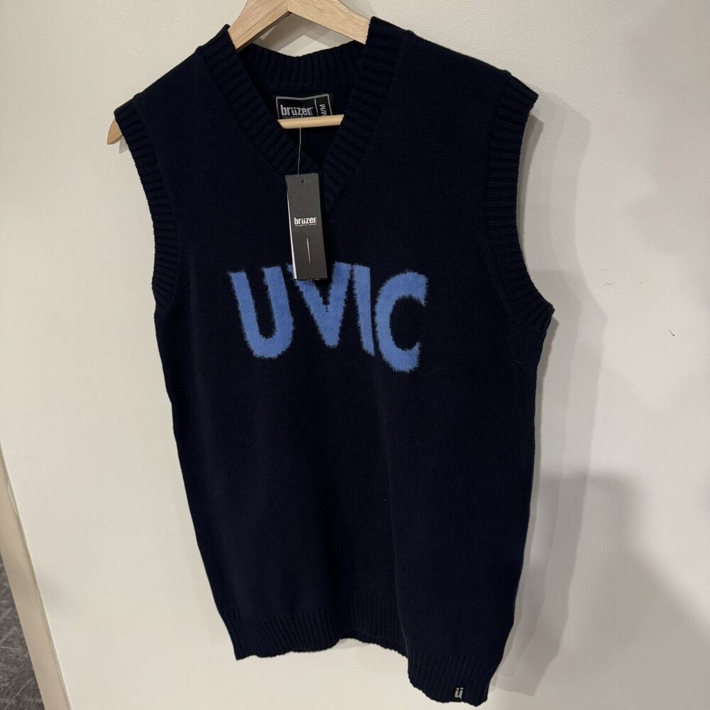 NWT Bruzer UVIC University Of Victoria Vintage Style Knit Sweater Vest Men's M